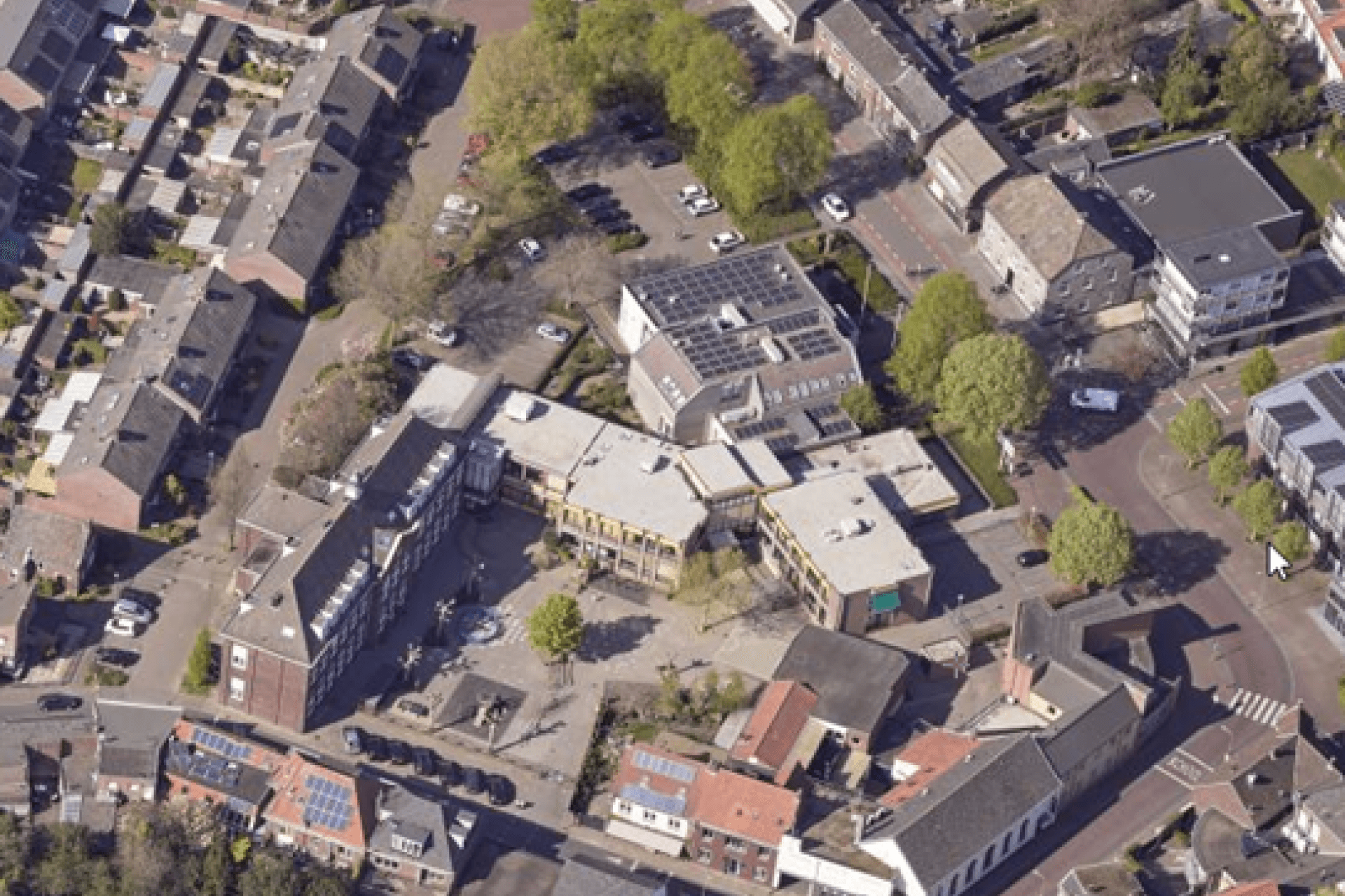 Luchtfoto van de omgeving van basisschool Weisterbeek.
